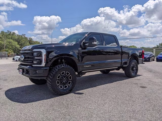 2025 Agate Black Metallic Ford Super Duty F-350 SRW Platinum 4X4 Truck