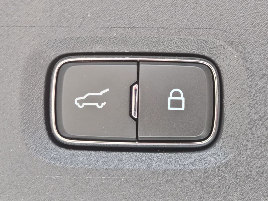2026 Star White Metallic Tri-Coat Ford Expedition Tremor 4X4 SUV