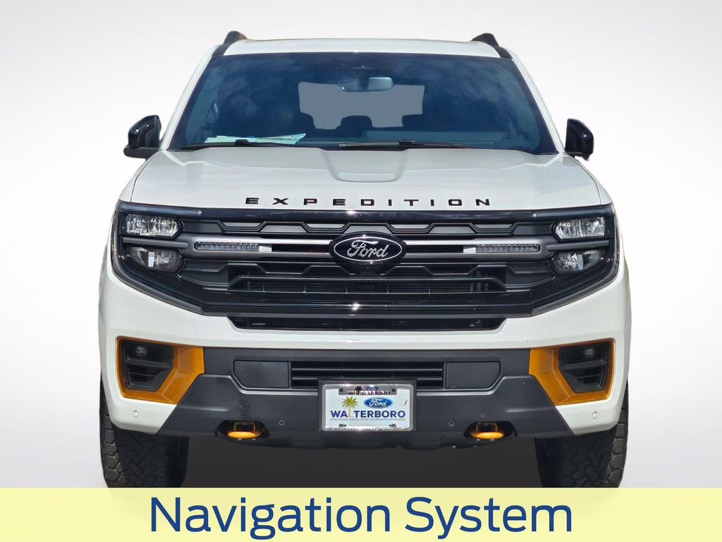 2026 Star White Metallic Tri-Coat Ford Expedition Tremor 4X4 SUV