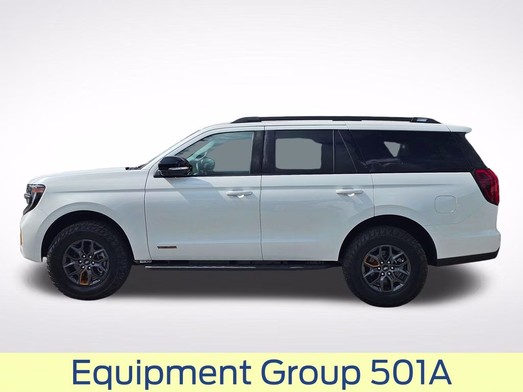 2026 Star White Metallic Tri-Coat Ford Expedition Tremor 4X4 SUV