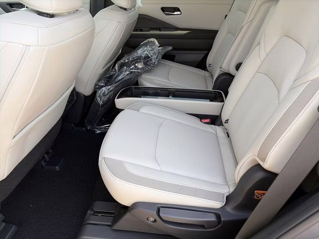 2026 Gun Metallic Nissan Pathfinder SL 4X4 SUV