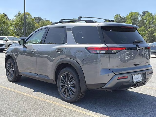 2026 Gun Metallic Nissan Pathfinder SL 4X4 SUV