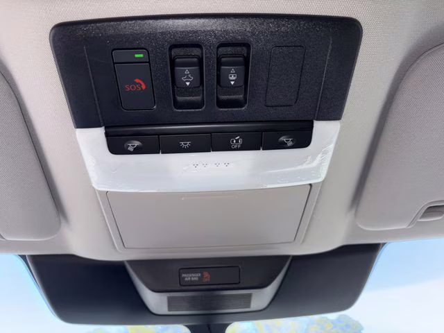 2026 Everest White Pearl Tricoat Nissan Pathfinder SL 4X4 SUV