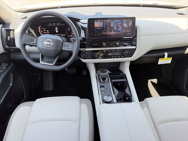 2026 Everest White Pearl Tricoat Nissan Pathfinder SL 4X4 SUV
