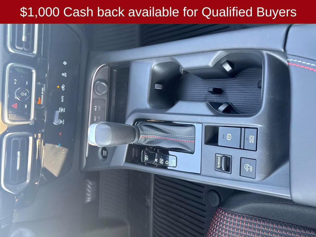 2026 Aspen White/Super Black Nissan Sentra SR FWD Sedan