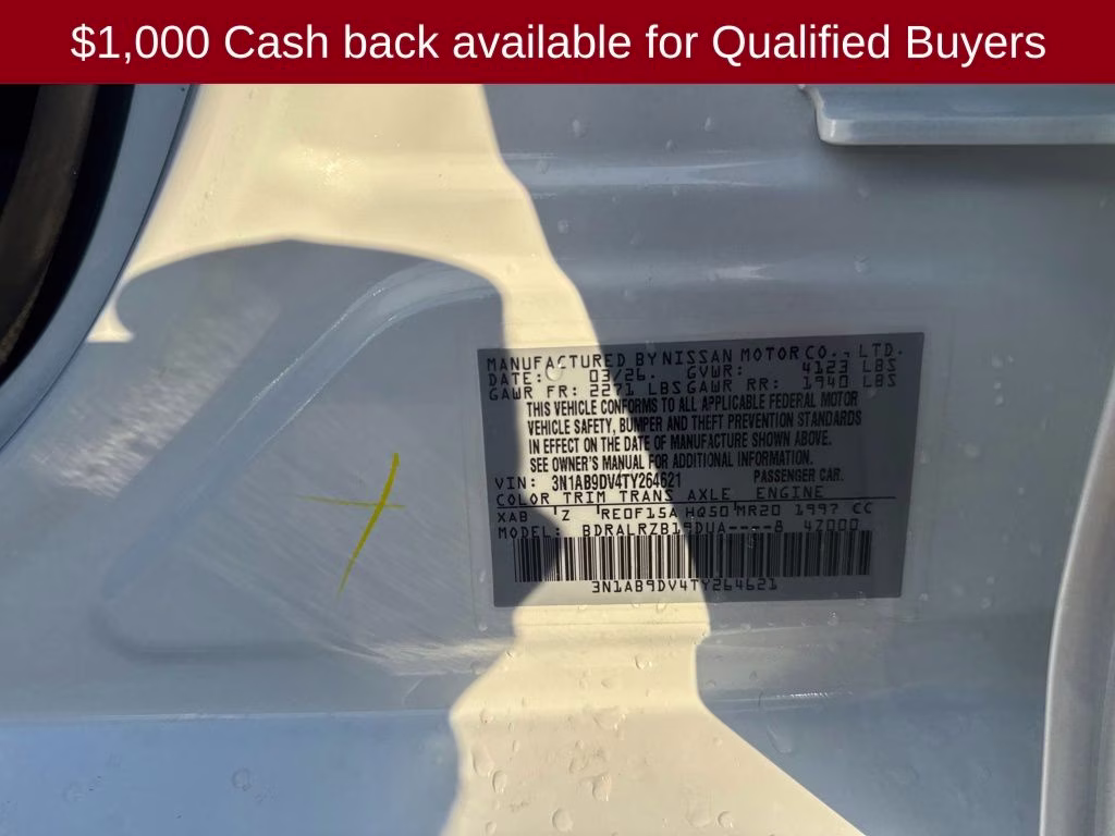 2026 Aspen White/Super Black Nissan Sentra SR FWD Sedan