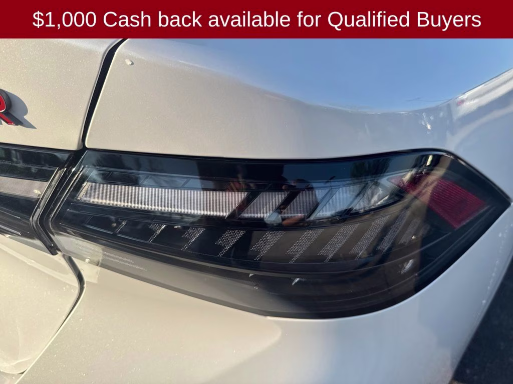 2026 Aspen White/Super Black Nissan Sentra SR FWD Sedan