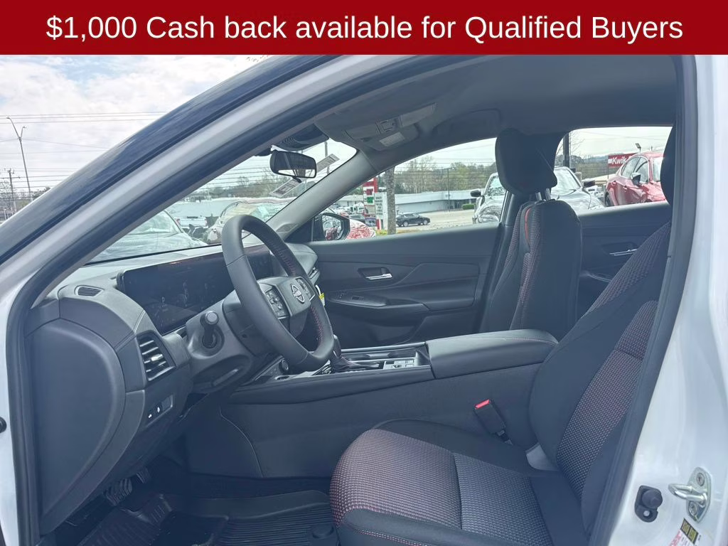 2026 Aspen White/Super Black Nissan Sentra SR FWD Sedan