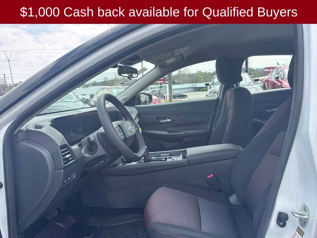 2026 Aspen White/Super Black Nissan Sentra SR FWD Sedan