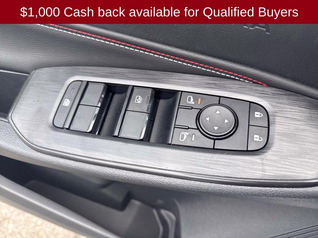 2026 Aspen White/Super Black Nissan Sentra SR FWD Sedan