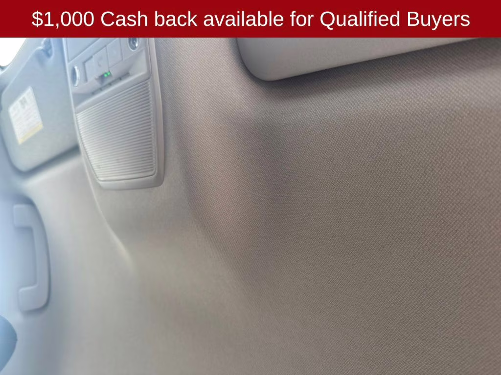 2026 Aspen White/Super Black Nissan Sentra SR FWD Sedan