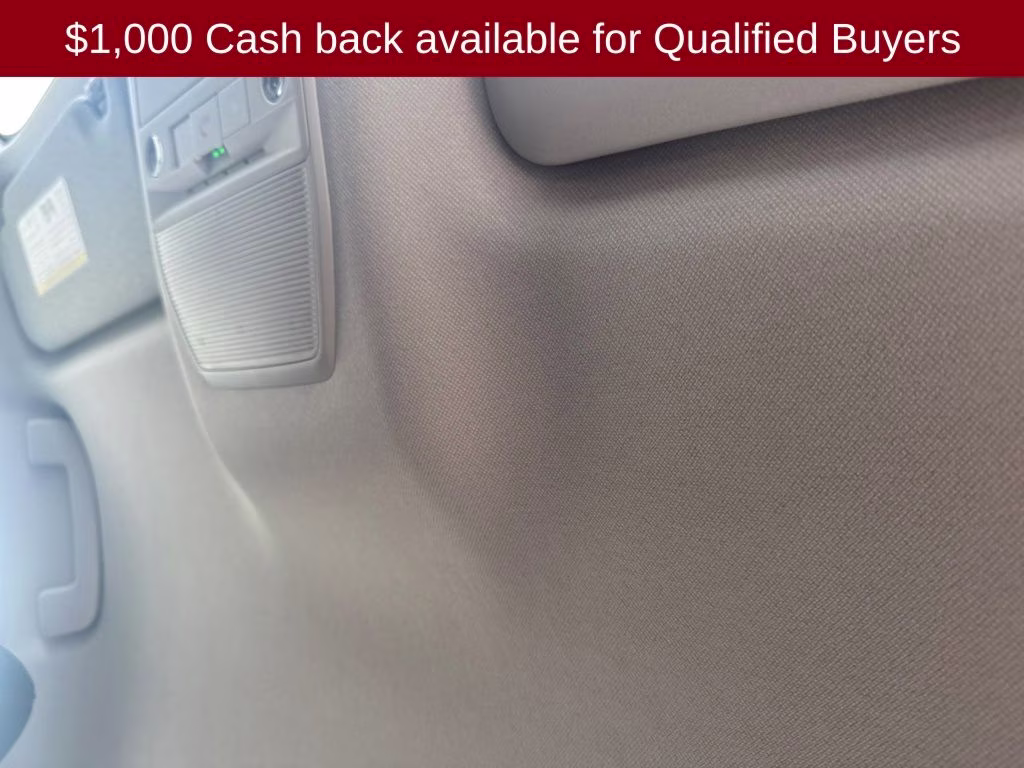 2026 Aspen White/Super Black Nissan Sentra SR FWD Sedan