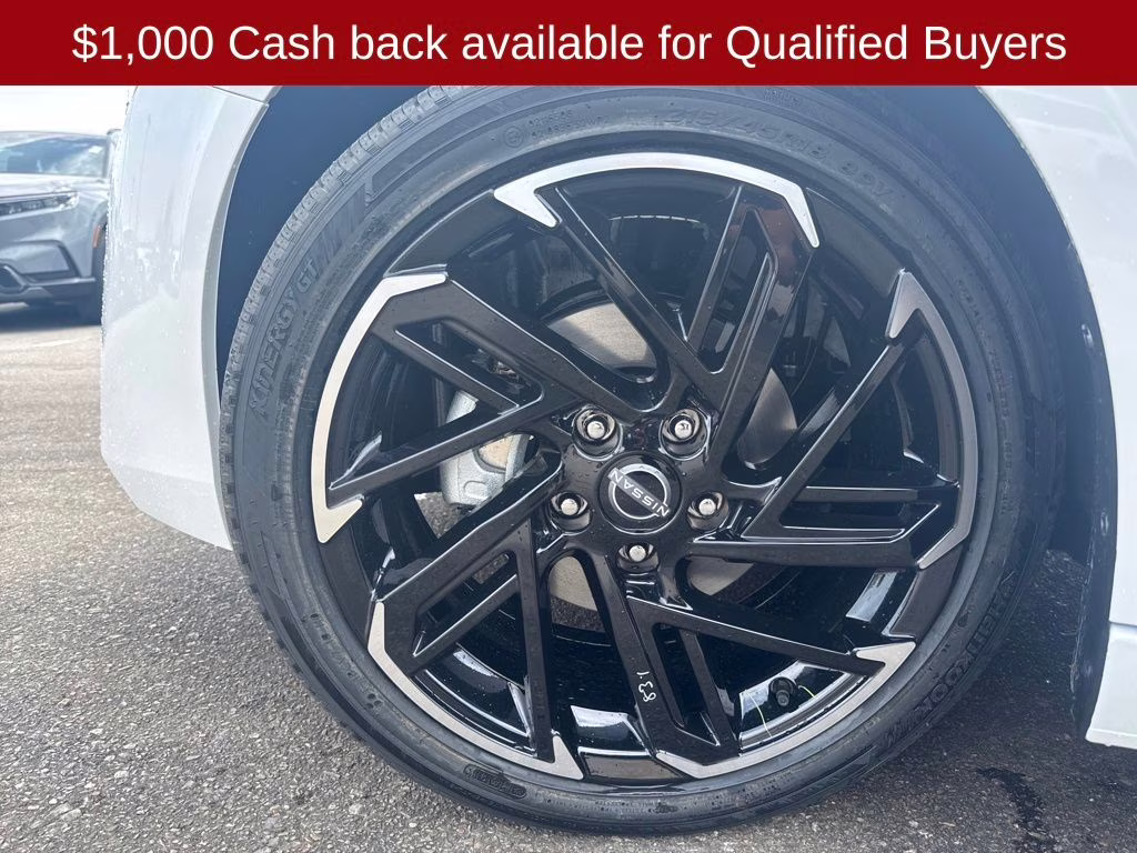 2026 Aspen White/Super Black Nissan Sentra SR FWD Sedan