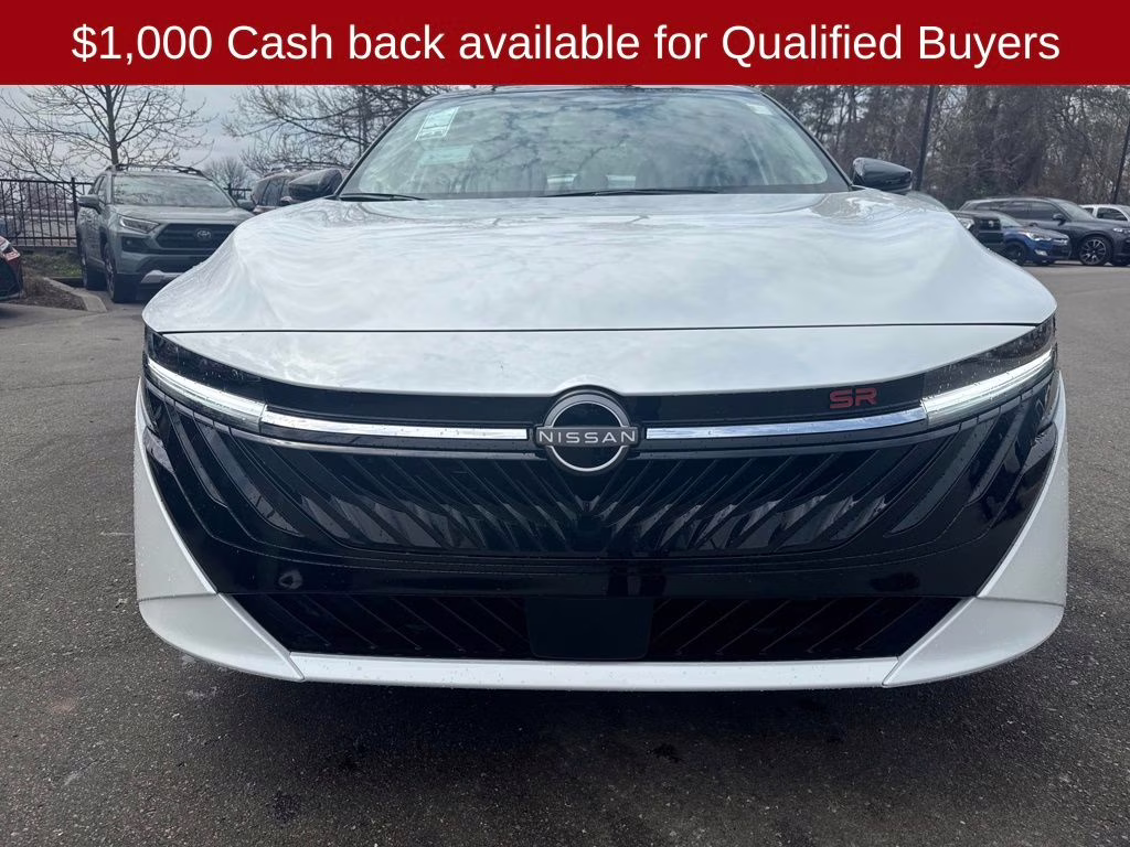 2026 Aspen White/Super Black Nissan Sentra SR FWD Sedan