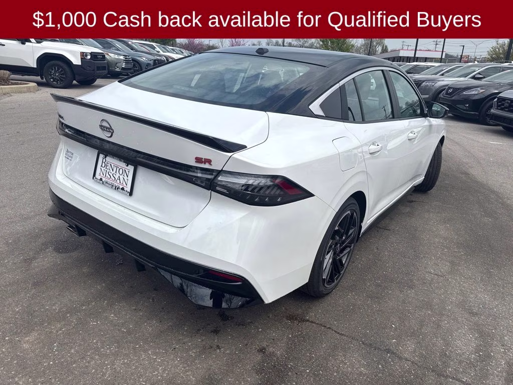 2026 Aspen White/Super Black Nissan Sentra SR FWD Sedan