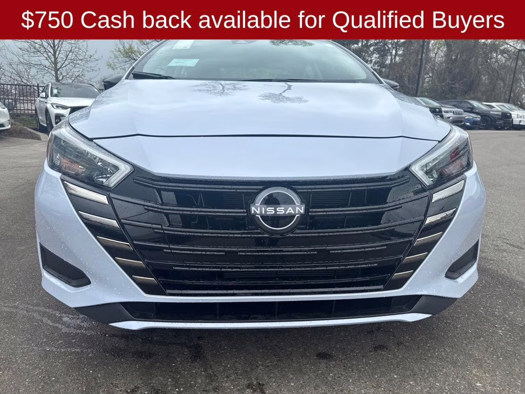 2025 Gray Sky Pearl Nissan Versa 1.6 SR FWD Sedan