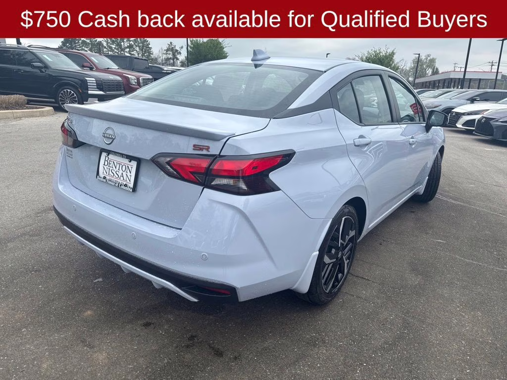 2025 Gray Sky Pearl Nissan Versa 1.6 SR FWD Sedan