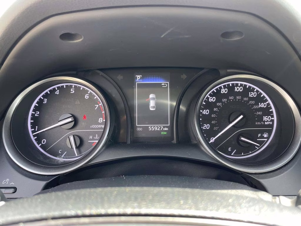 2024 Predawn Gray Mica Toyota Camry SE FWD Sedan