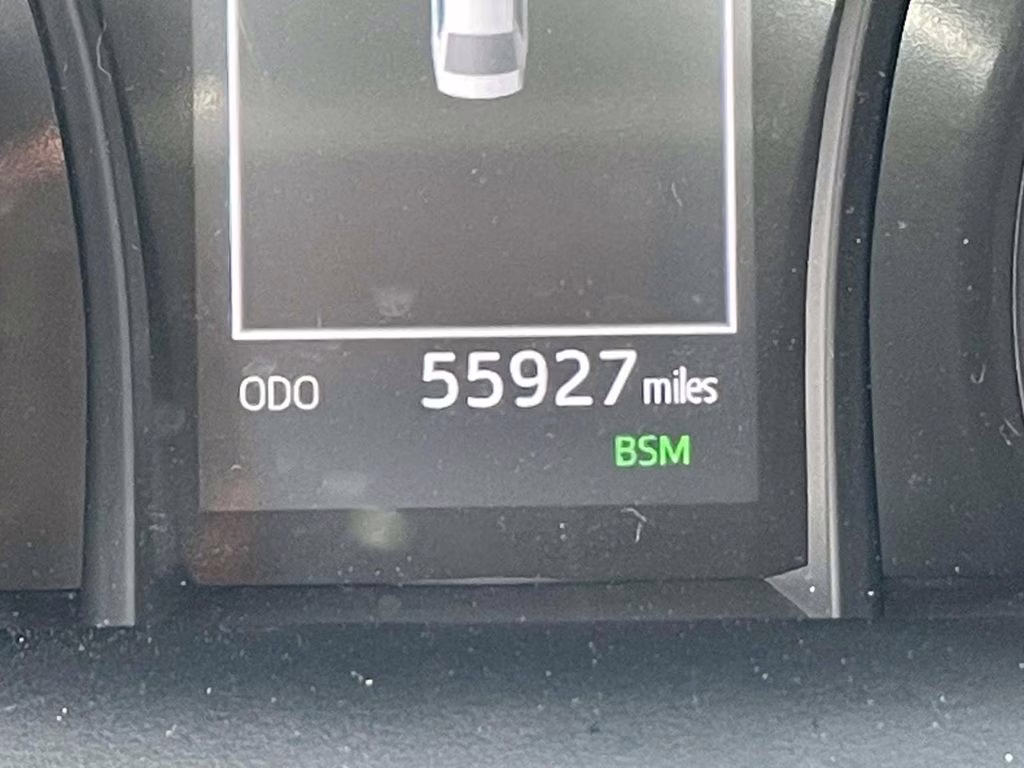 2024 Predawn Gray Mica Toyota Camry SE FWD Sedan