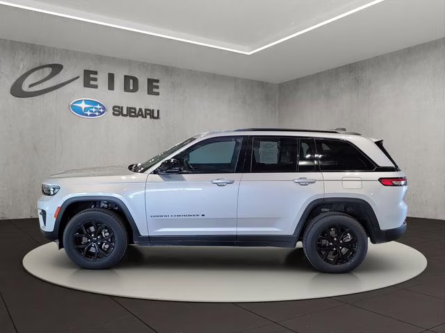 2024 Silver Zynith Jeep Grand Cherokee Altitude X 4X4 SUV