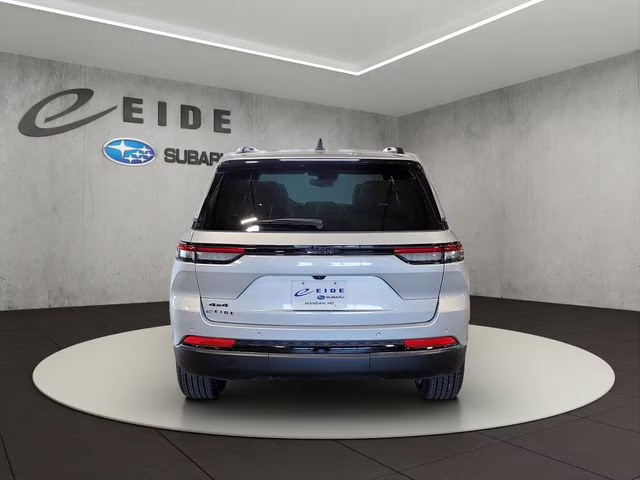 2024 Silver Zynith Jeep Grand Cherokee Altitude X 4X4 SUV