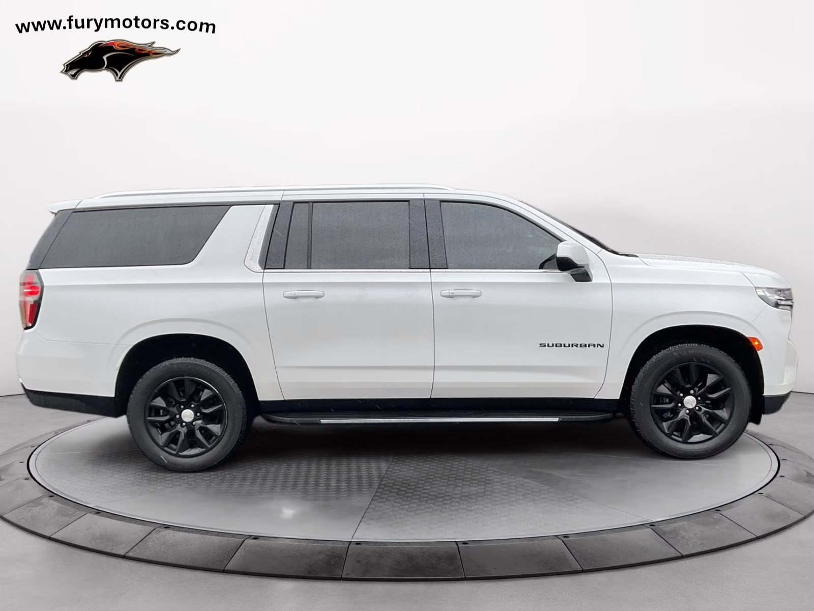 Used 2022 Chevrolet Suburban LT with VIN 1GNSKCKDXNR168310 for sale in Forest Lake, Minnesota