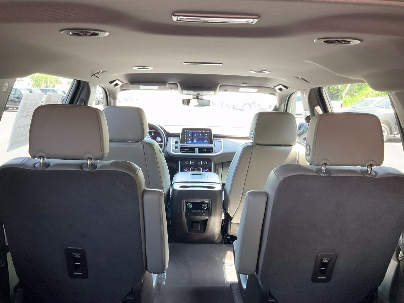 2022 Iridescent Pearl Tricoat Chevrolet Suburban LT 4X4 SUV