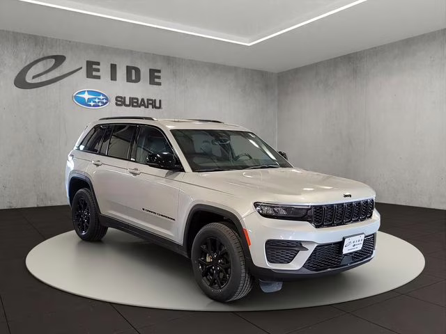 2024 Silver Zynith Jeep Grand Cherokee Altitude X 4X4 SUV