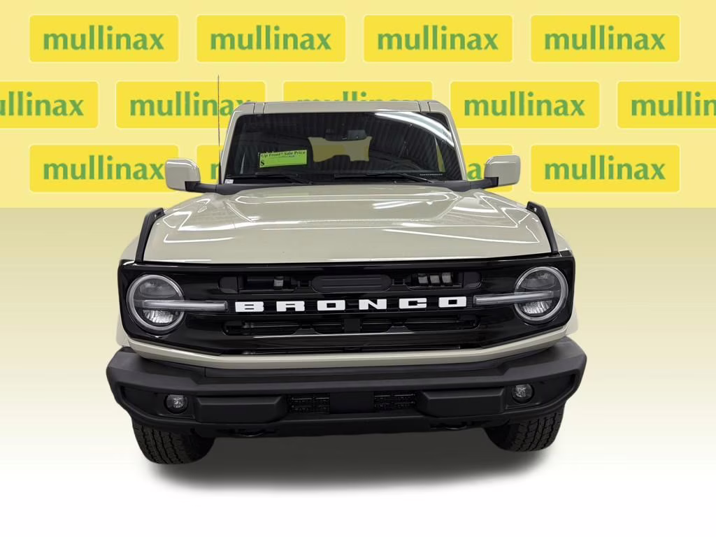 2026 Beige Ford Bronco Outer Banks 4X4 SUV