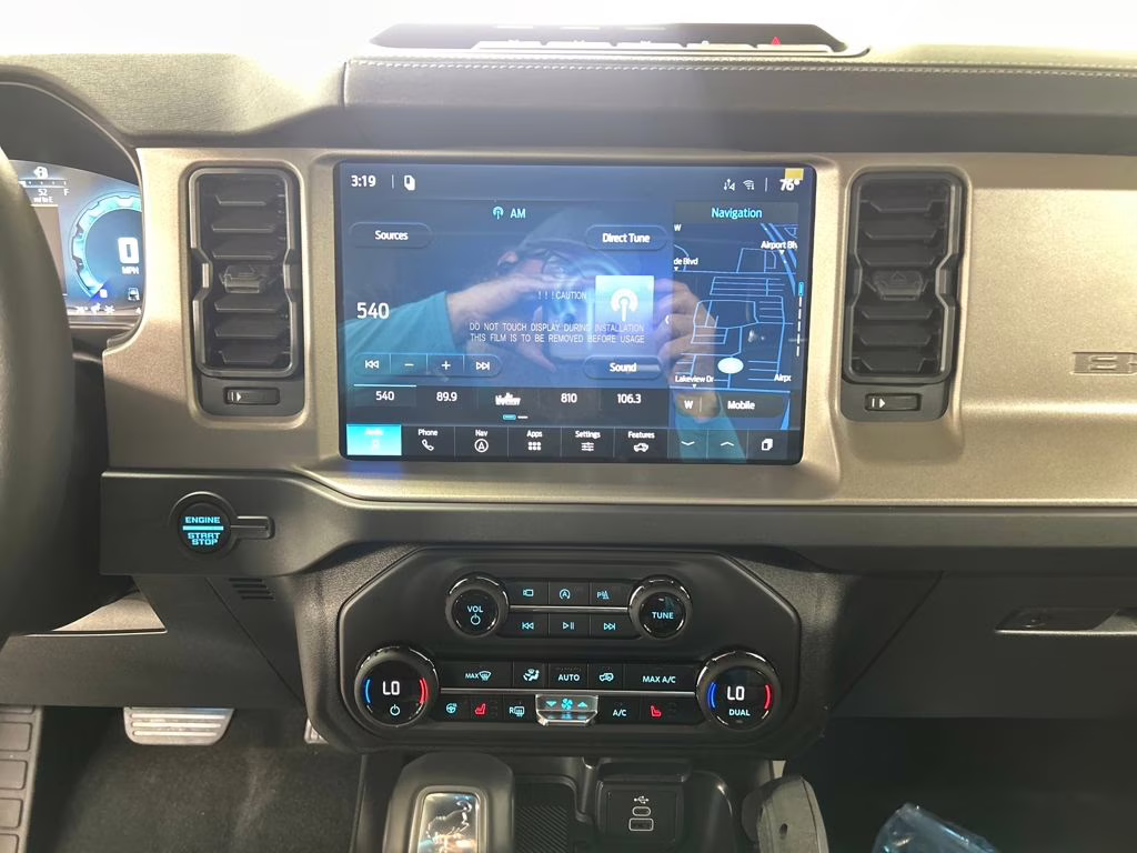 2026 OXFORD WHITE Ford Bronco Outer Banks 4X4 SUV