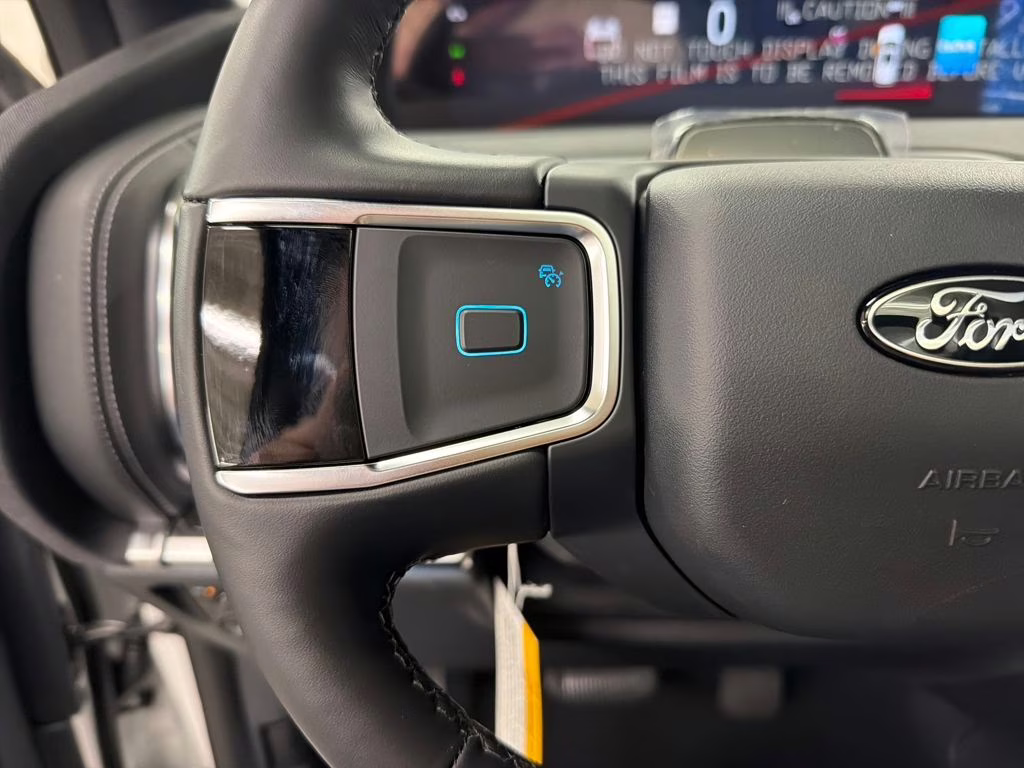 2026 STAR WHITE TRI-COAT Ford Expedition Platinum 4X4 SUV