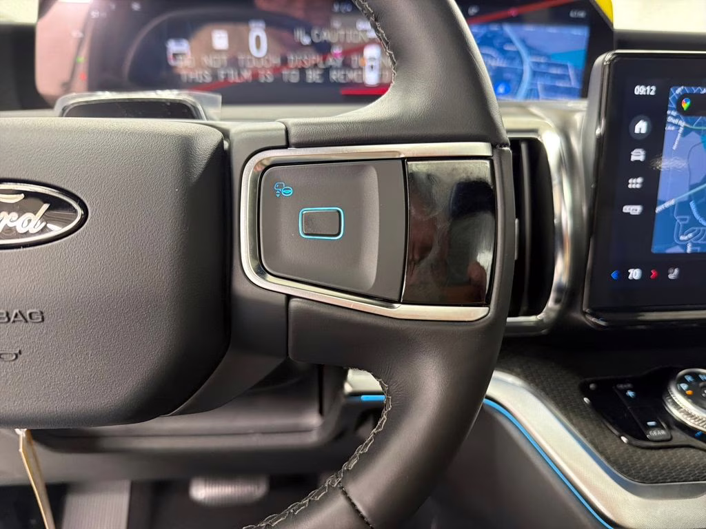 2026 STAR WHITE TRI-COAT Ford Expedition Platinum 4X4 SUV