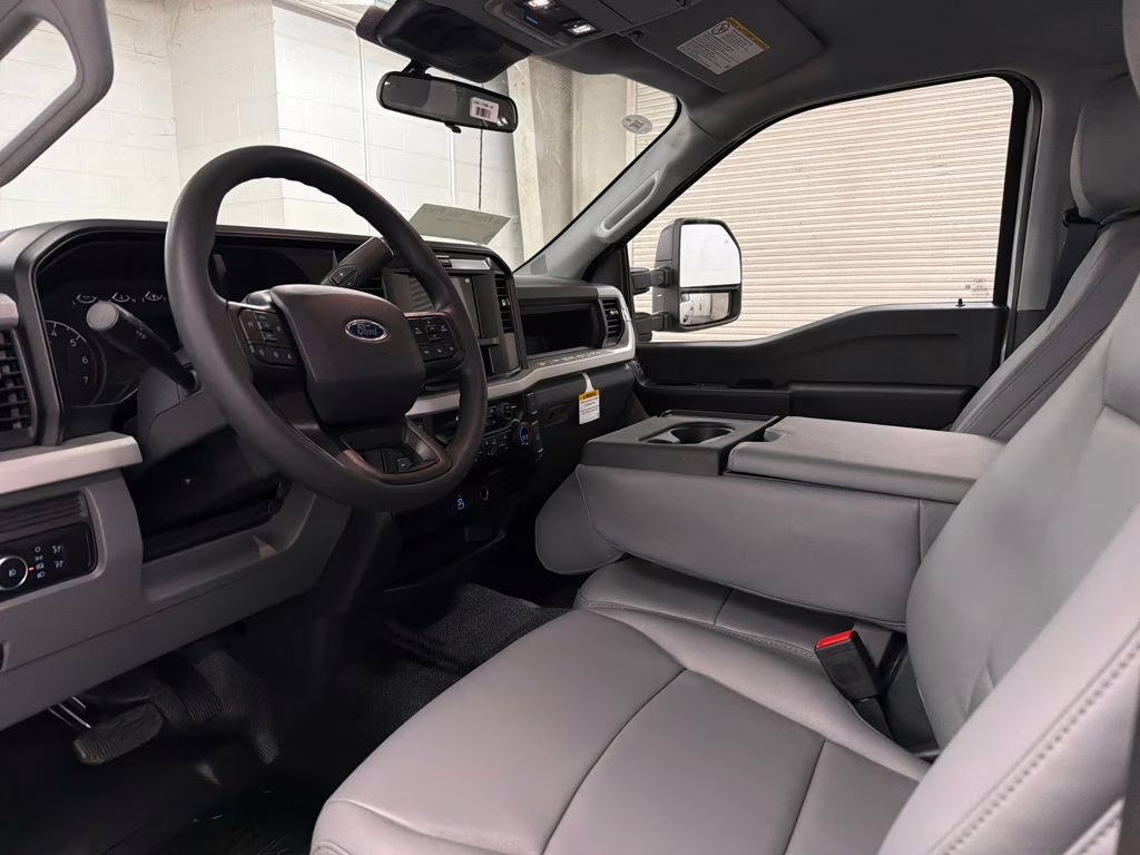 2026 OXFORD WHITE Ford Super Duty F-250 SRW XL 4X4 Truck