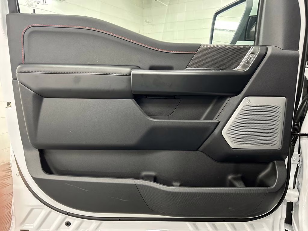 2026 OXFORD WHITE Ford F-150 Raptor 4X4 Truck