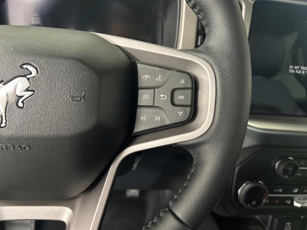 2026 OXFORD WHITE Ford Bronco Outer Banks 4X4 SUV