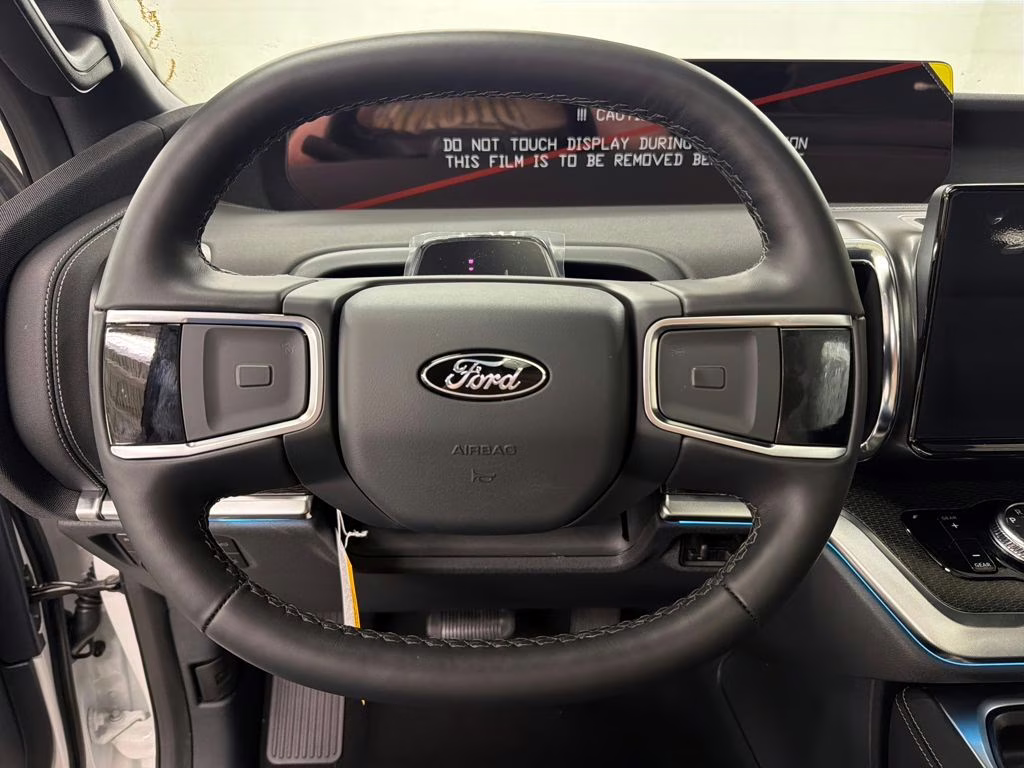 2026 STAR WHITE TRI-COAT Ford Expedition Platinum 4X4 SUV