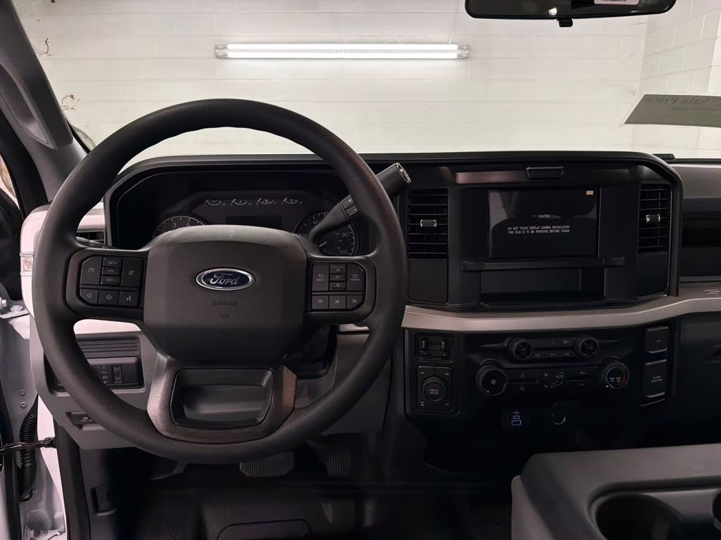 2026 OXFORD WHITE Ford Super Duty F-250 SRW XL 4X4 Truck