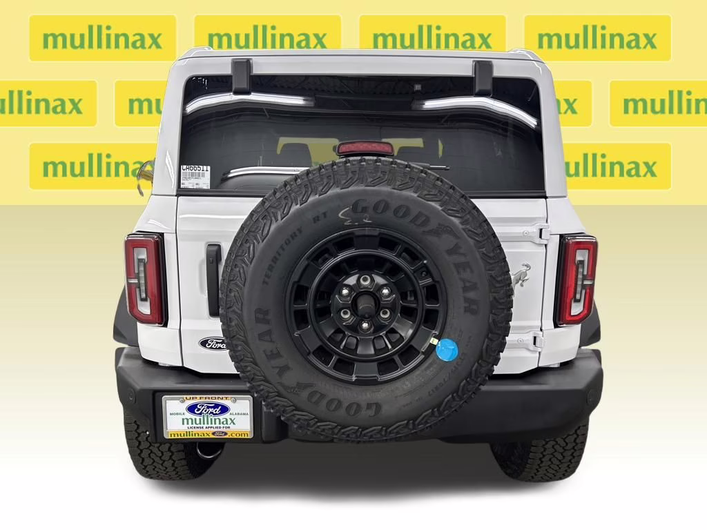 2026 OXFORD WHITE Ford Bronco Outer Banks 4X4 SUV