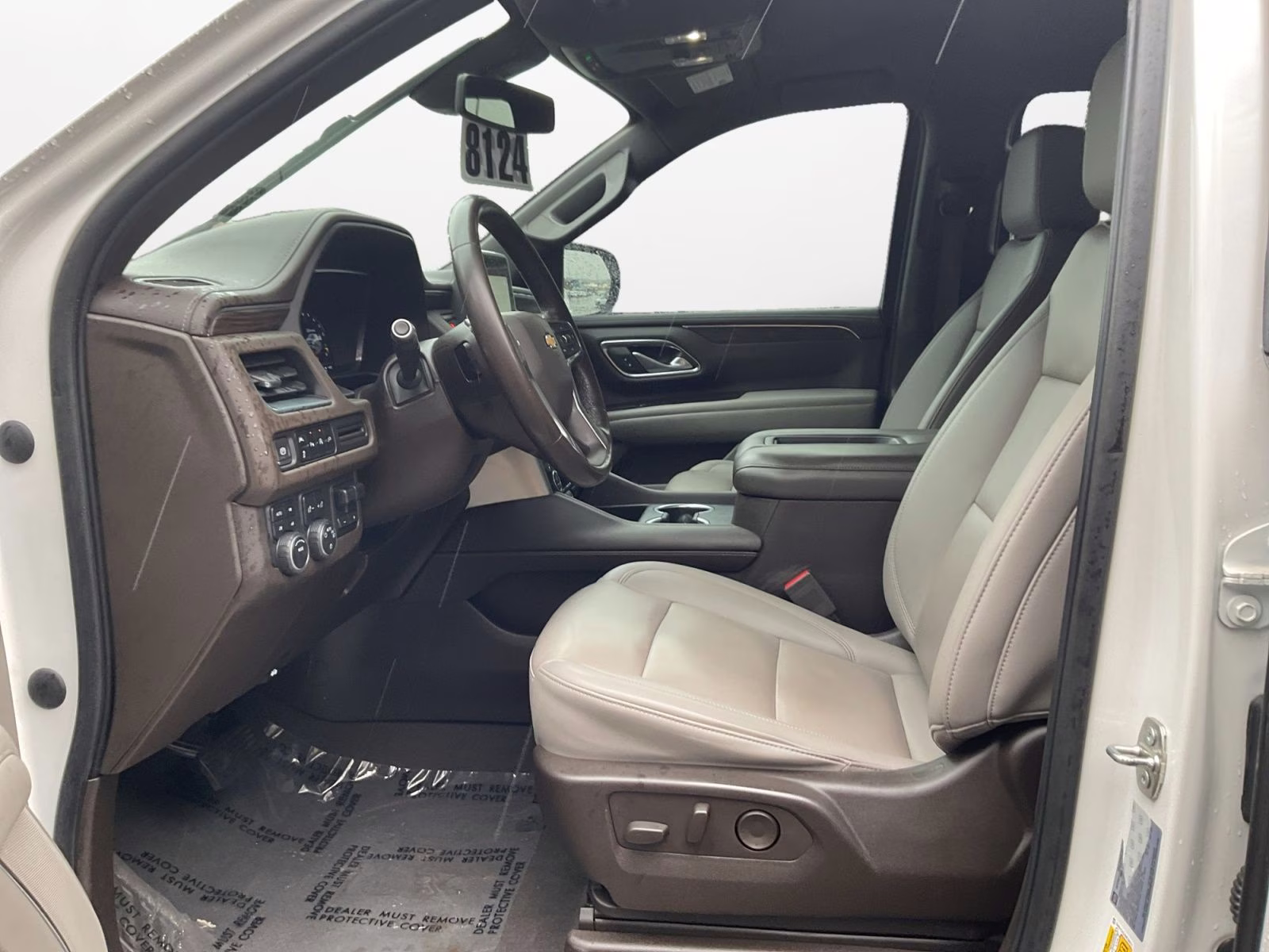 2022 Iridescent Pearl Tricoat Chevrolet Suburban LT 4X4 SUV