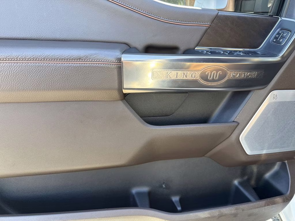 2023 Oxford White Ford Super Duty F-250 SRW King Ranch 4X4 Truck