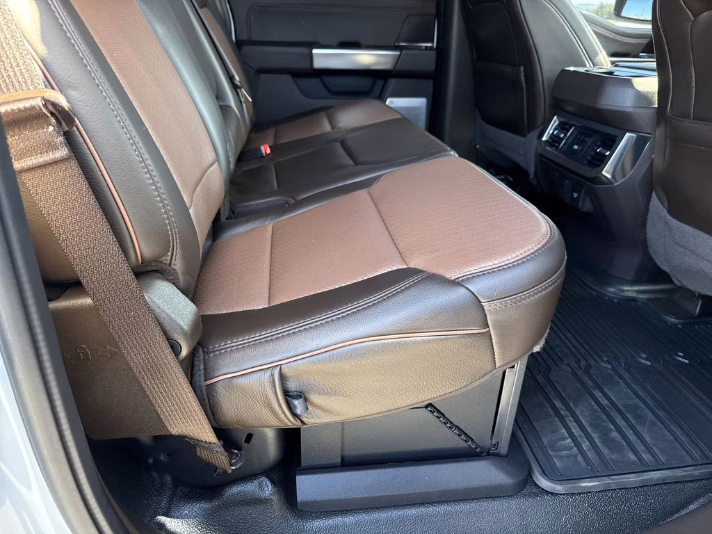 2023 Oxford White Ford Super Duty F-250 SRW King Ranch 4X4 Truck