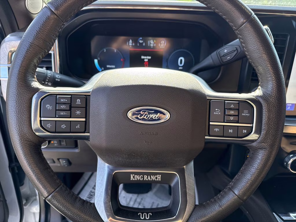 2023 Oxford White Ford Super Duty F-250 SRW King Ranch 4X4 Truck