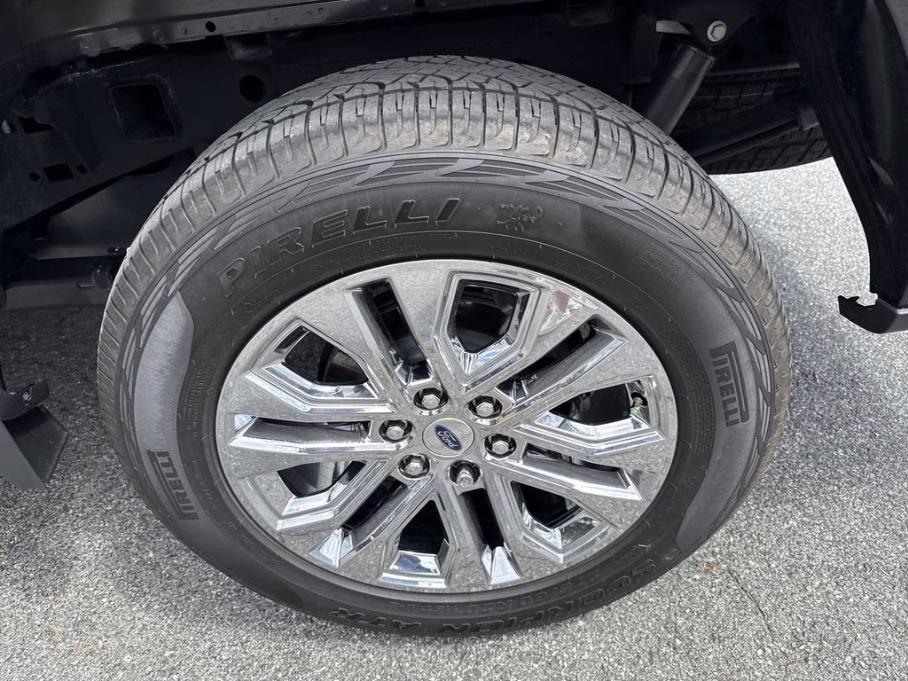 2024 Black Metallic Ford F-150 XLT 4X4 Truck