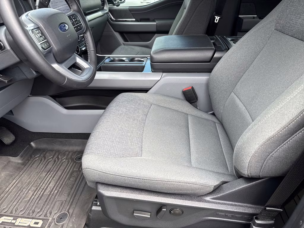 2024 Black Metallic Ford F-150 XLT 4X4 Truck