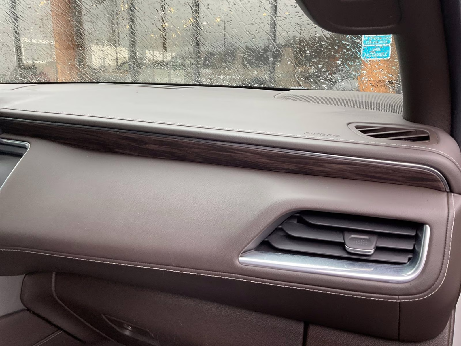 2022 Iridescent Pearl Tricoat Chevrolet Suburban LT 4X4 SUV