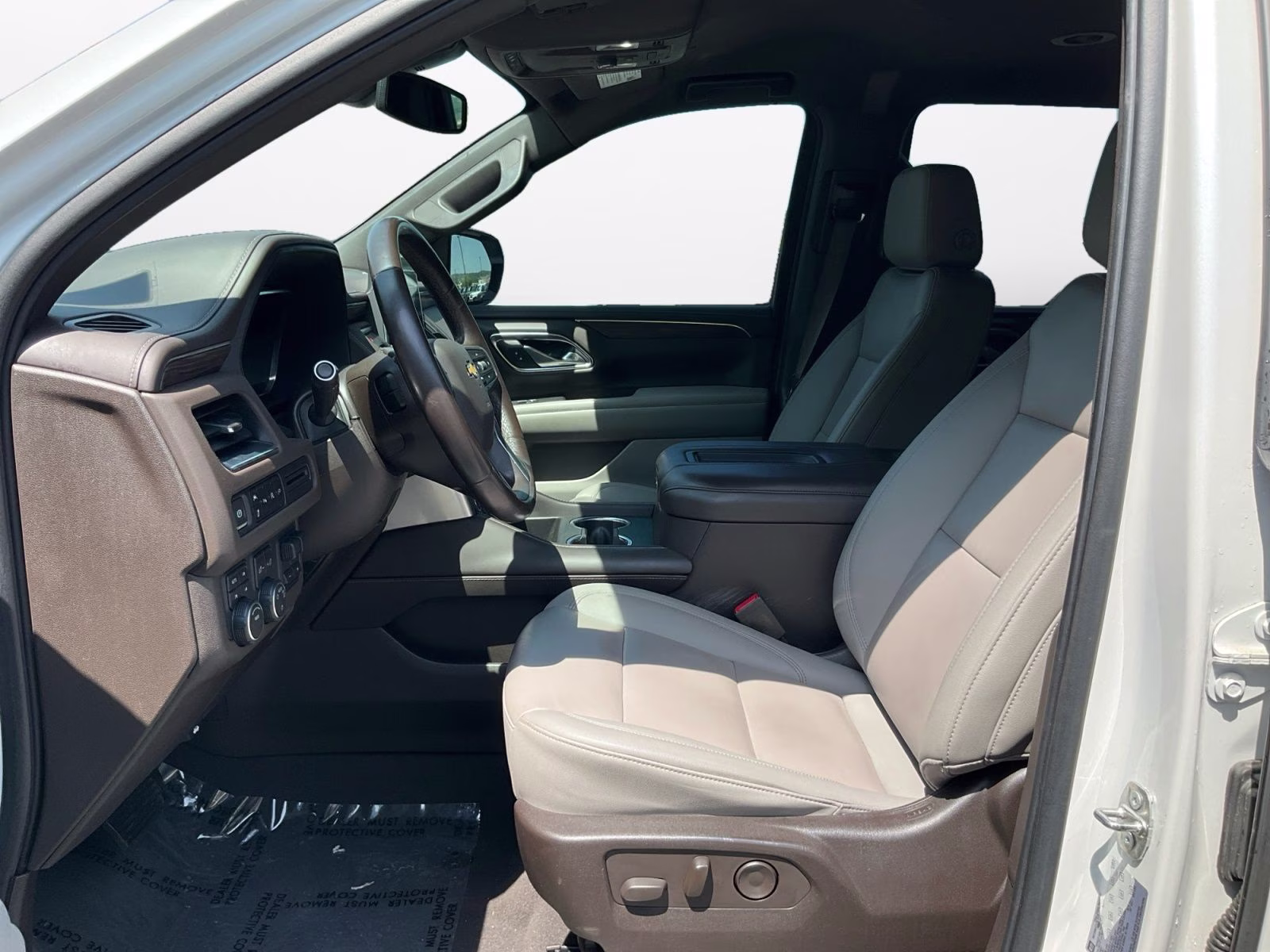 2022 Iridescent Pearl Tricoat Chevrolet Suburban LT 4X4 SUV