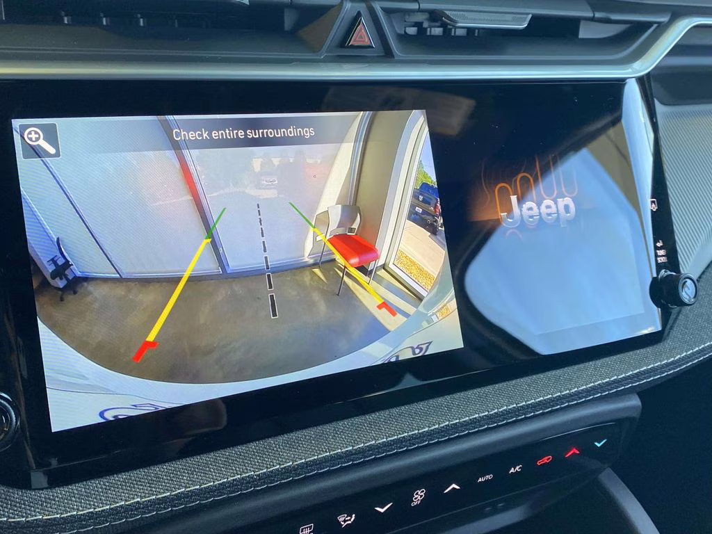 2026 Bright White Clearcoat Jeep Cherokee Laredo 4X4 SUV