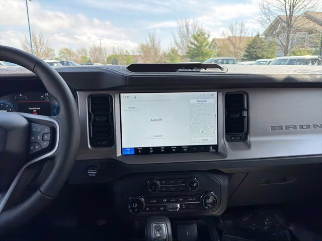 2026 Oxford White Ford Bronco Outer Banks 4X4 SUV