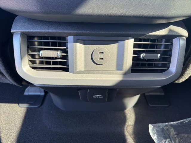 2026 Oxford White Ford F-150 XLT 4X4 Truck