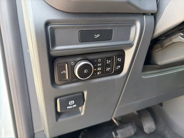 2026 Avalanche Ford F-150 XLT 4X4 Truck